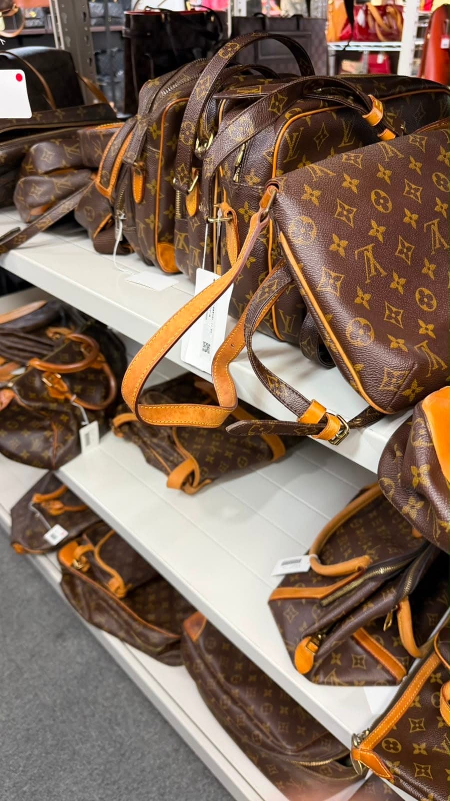 Détail stock Louis Vuitton